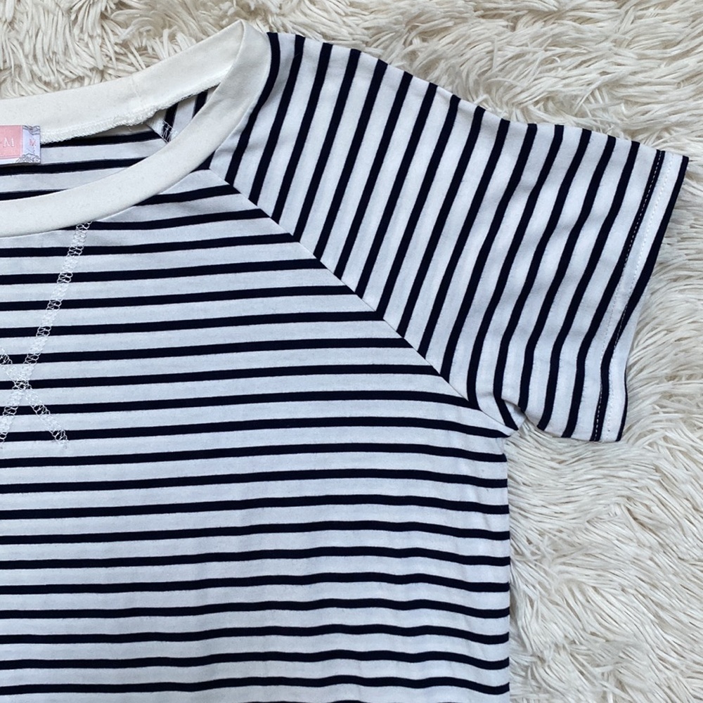 C+D+M Striped Top 💗 Black & White - Picture 7 of 12